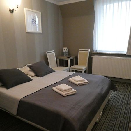 Hotel Niedzwiadek 브지제 키세프스키에 외부 사진