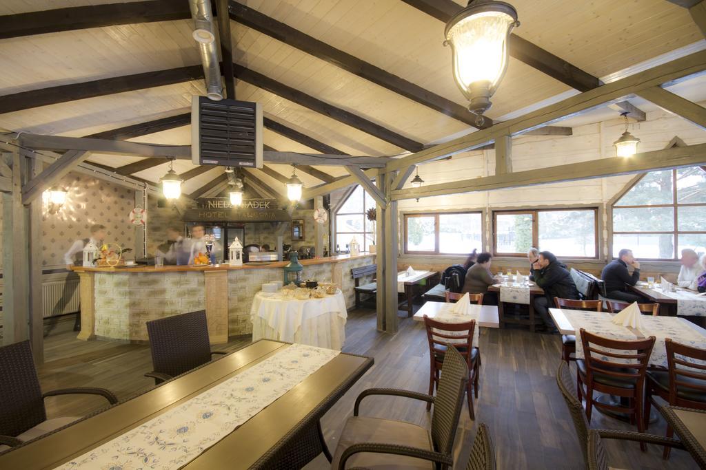 Hotel Niedzwiadek 브지제 키세프스키에 외부 사진